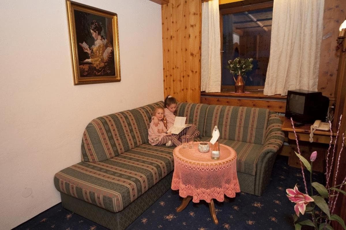 Familiensuite mit Balkon